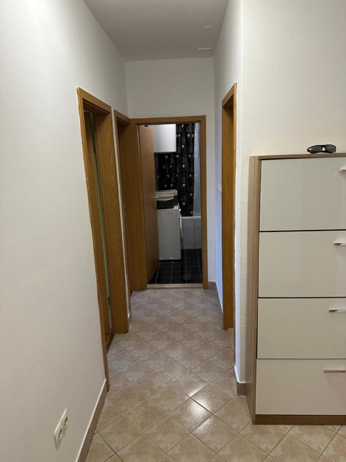 Апартаменти Apartman Aurora Kastel Novi Екстер'єр фото
