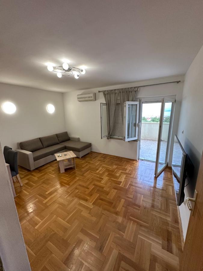 Апартаменти Apartman Aurora Kastel Novi Екстер'єр фото